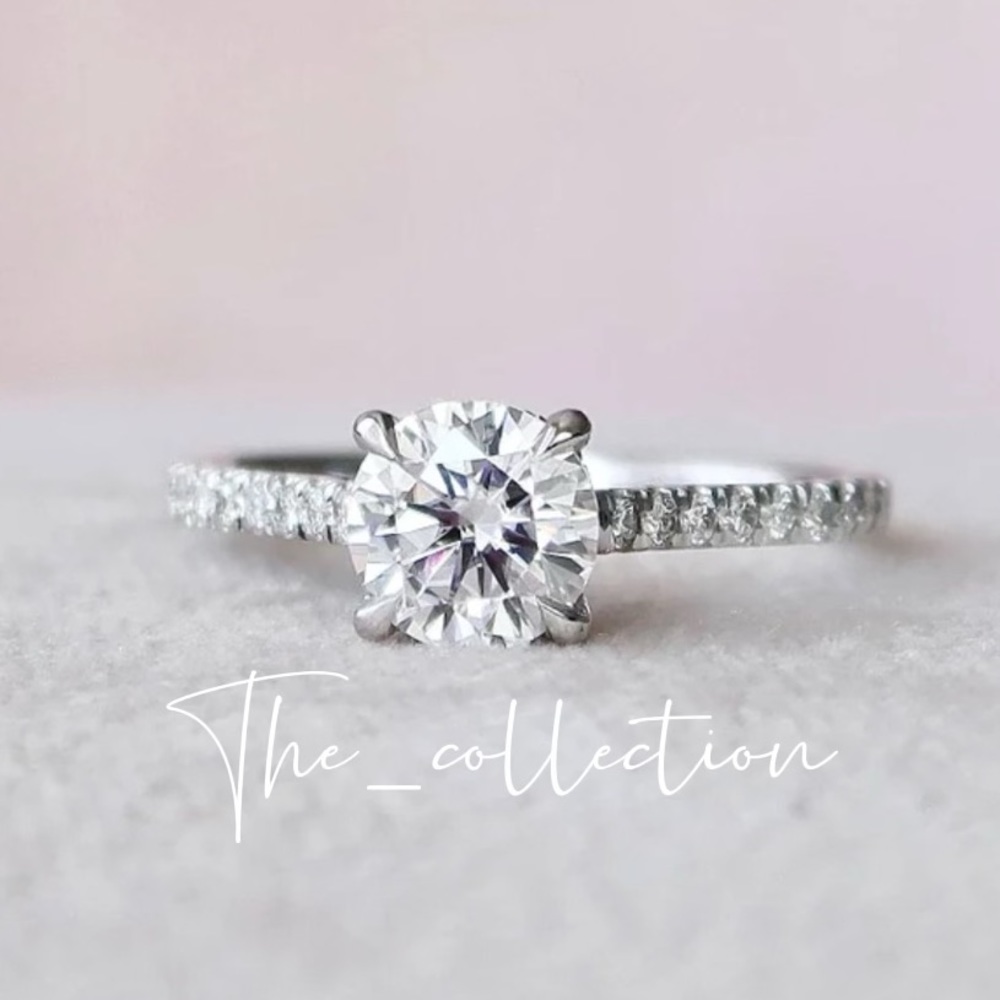 ROUND CUT ENGAGEMENT STERLING SILVER RING